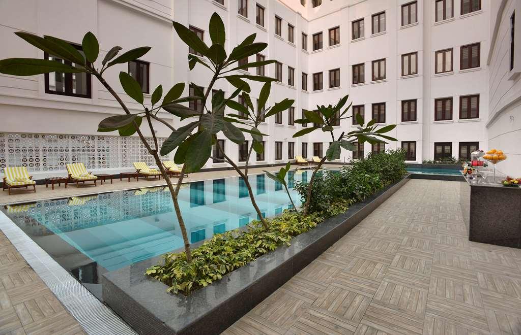 The Lalit Great Eastern Kolkata Hotel Facilities photo